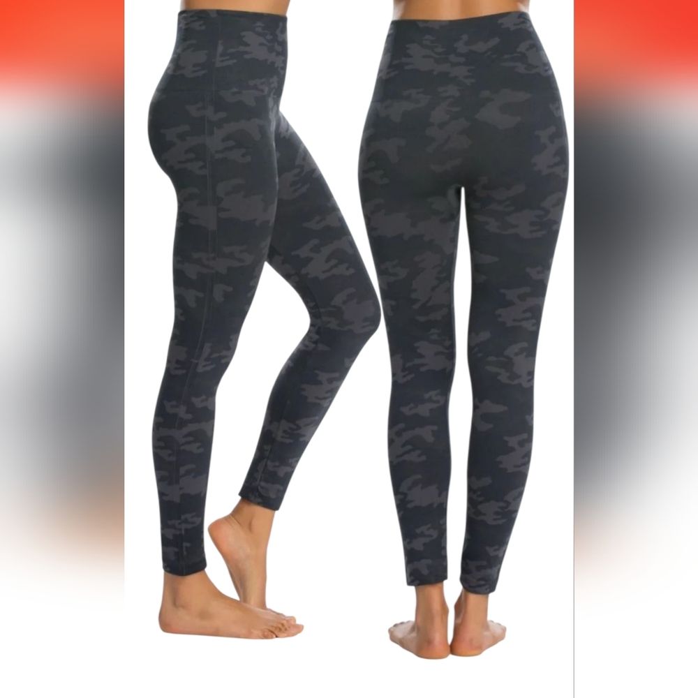 Spanx Look at Me Now Seamless Leggings Camo Print -  Large